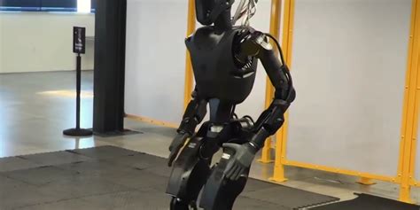 First Humanoid Robots Deployed in Ukraine War Zone by U.S. Company